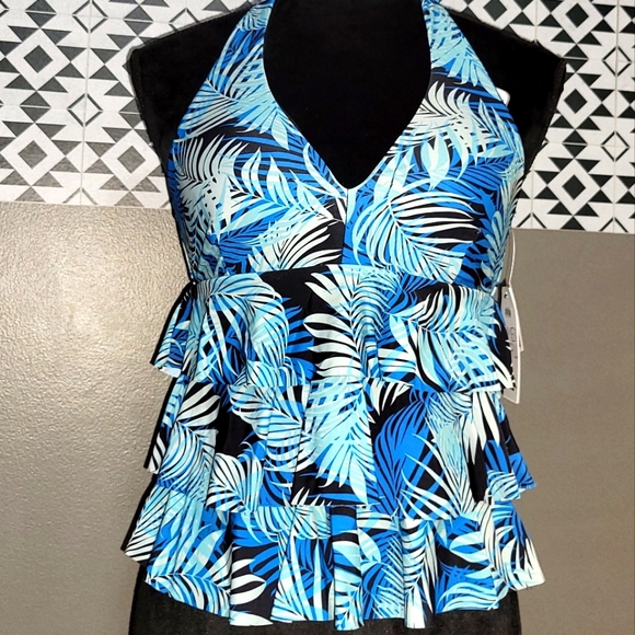 Women's Halter Tankini Size Small NWT - Picture 1 of 16